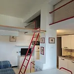 In Appartamento *
